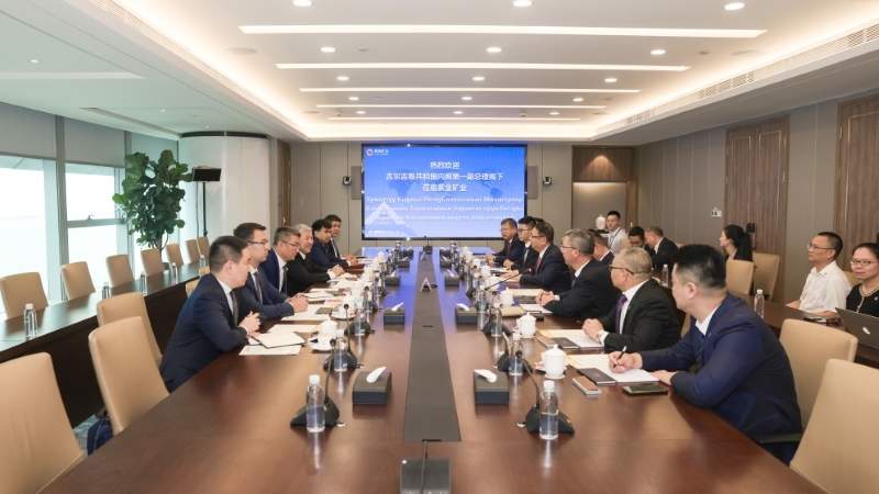 吉尔吉斯斯坦内阁第一副总理卡瑟马利耶夫会见星空网官方站入口-星空online(中国)董事长陈景河