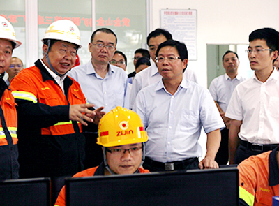 龙岩市代市长林国耀到星空网官方站入口-星空online(中国)检查重点建设项目